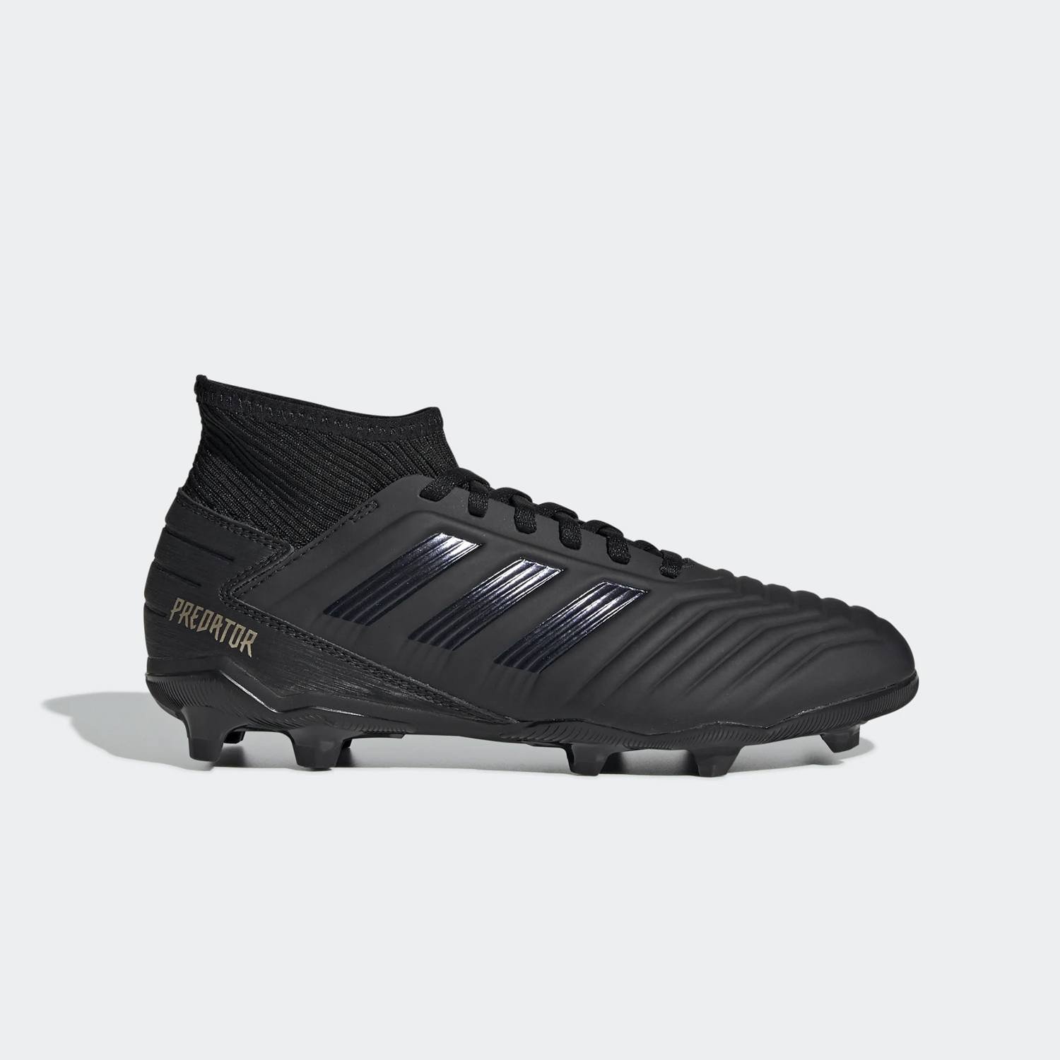 Adidas-Predator-19.3-Fg-J-9000032743_10344