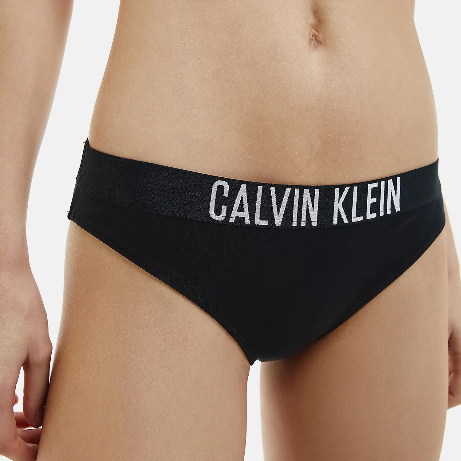 Calvin-Klein-Classic-Bikini-9000073583_38799