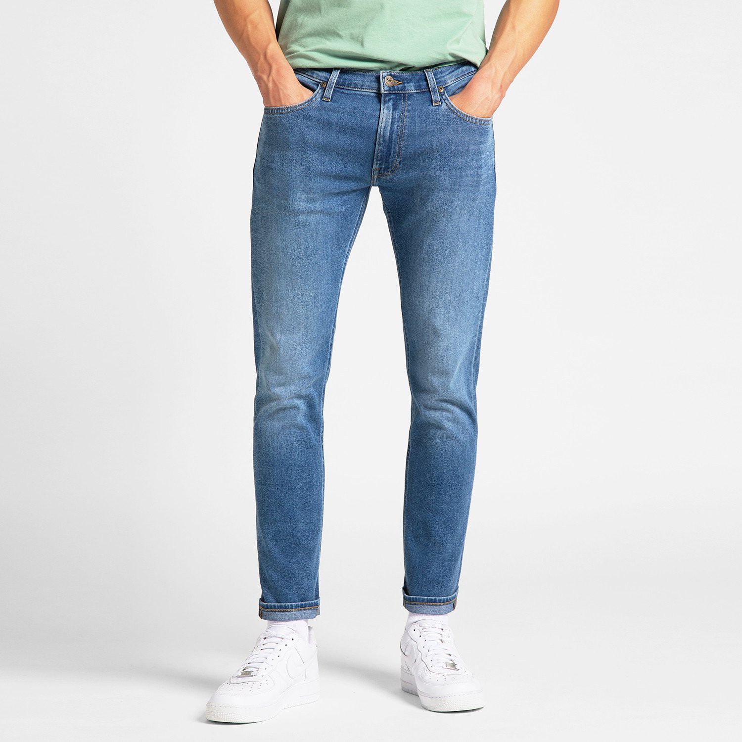 Lee-Luke-Light-Ray-9000075117_51950