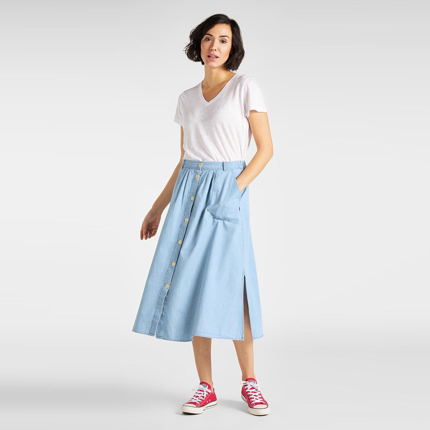 Lee-WomenS-V-Neck-Tee-9000049945_1726