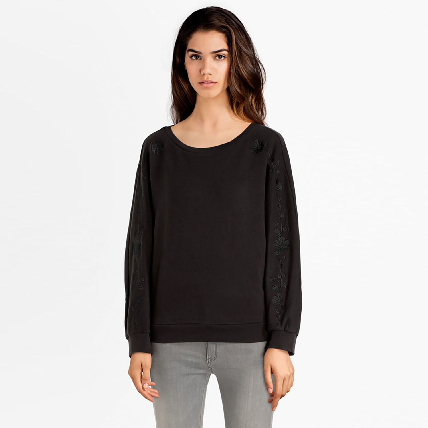 Levis-Natalie-Crew-Montebello-Sweatshirt-9000046002_26097