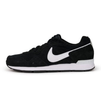 NIKE VENTURE RUNNER SUEDE