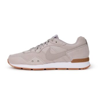 NIKE VENTURE RUNNER SUEDE