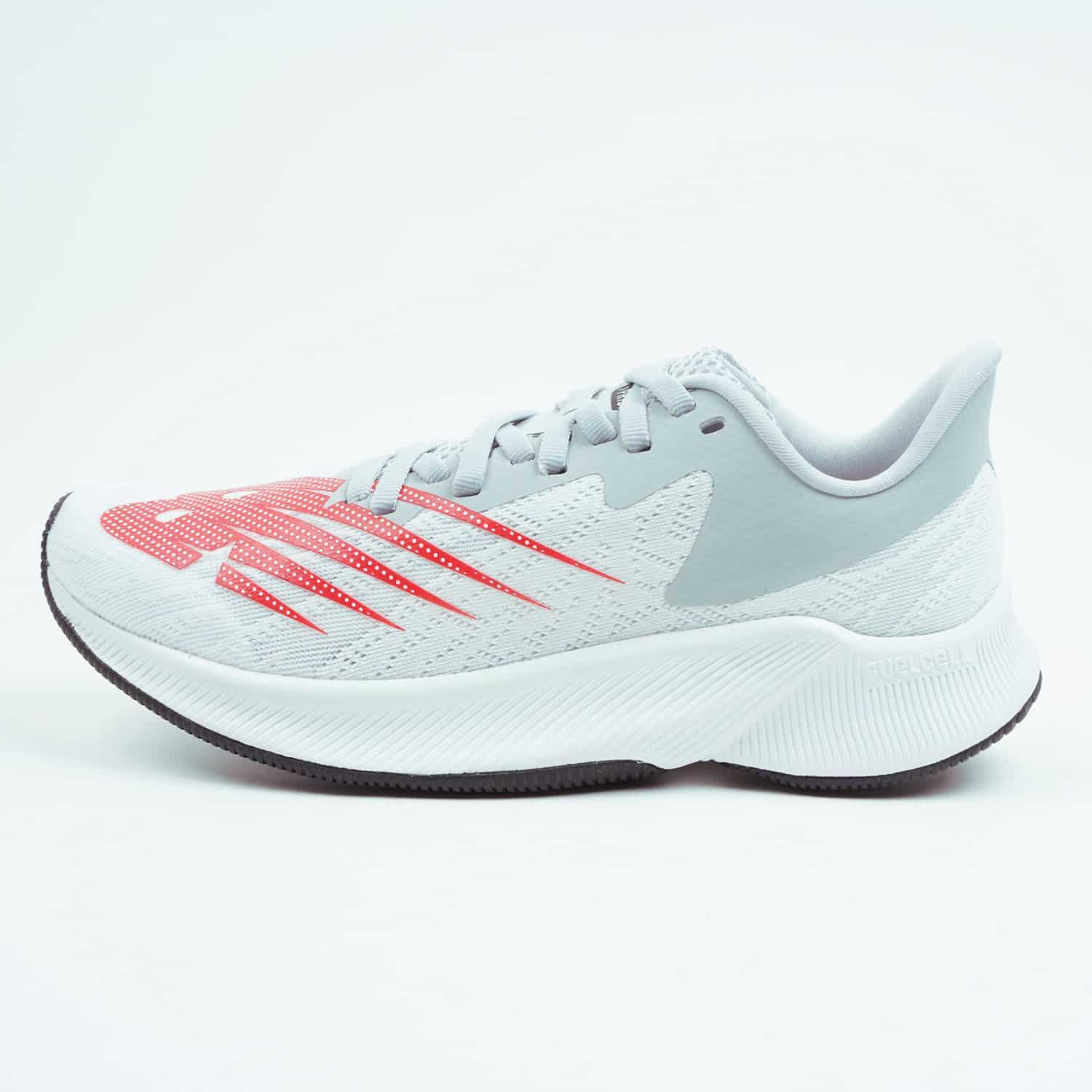 New-Balance-Fuelcell-9000056856_1539