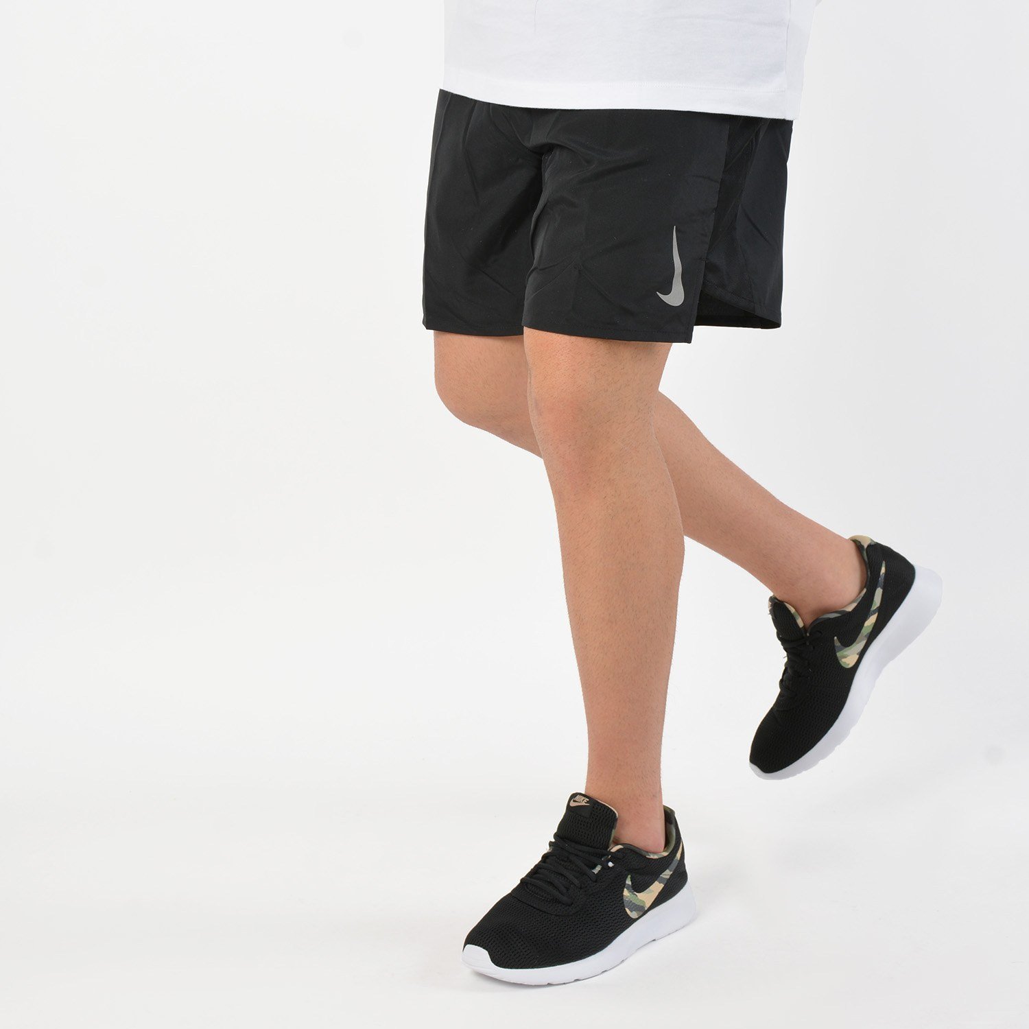 Nike-Challenger-7-Ανδρικό-Σορτς-9000025438_8598