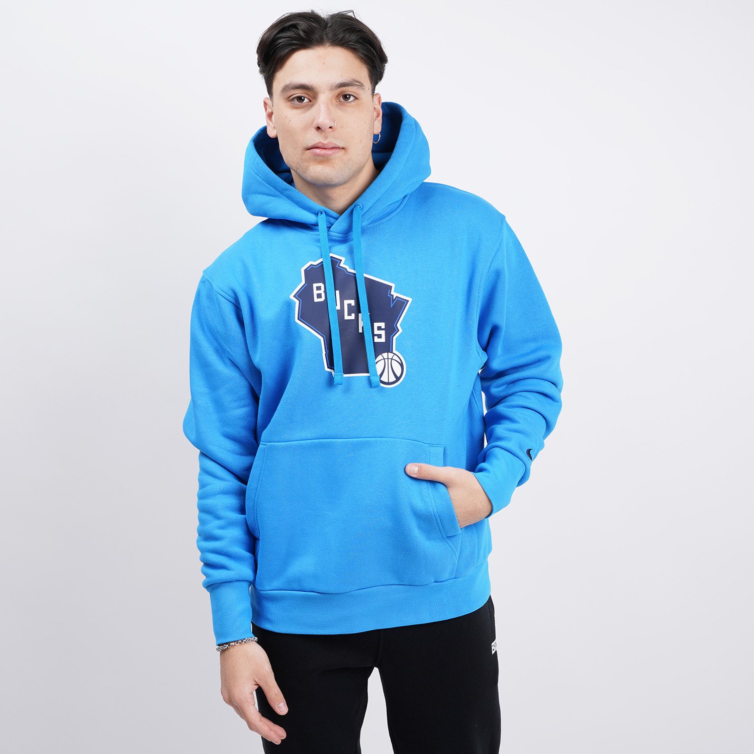 Nike-NBA-Milwaukee-Bucks-City-Edition-Ανδρική-Μπλούζα-με-Κουκούλα-9000056183_46736