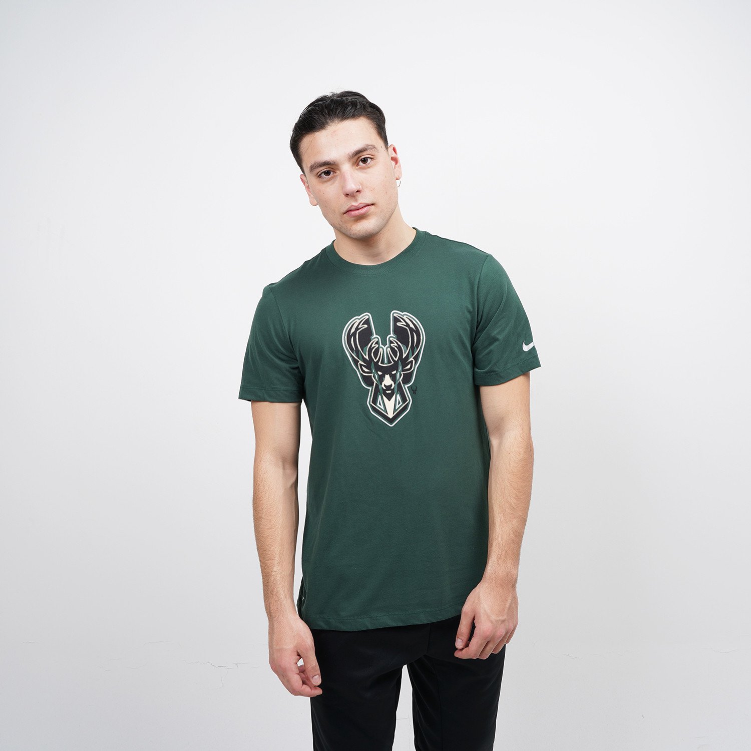 Nike-NBA-Milwaukee-Bucks-Ανδρικό-T-Shirt-9000060453_16333