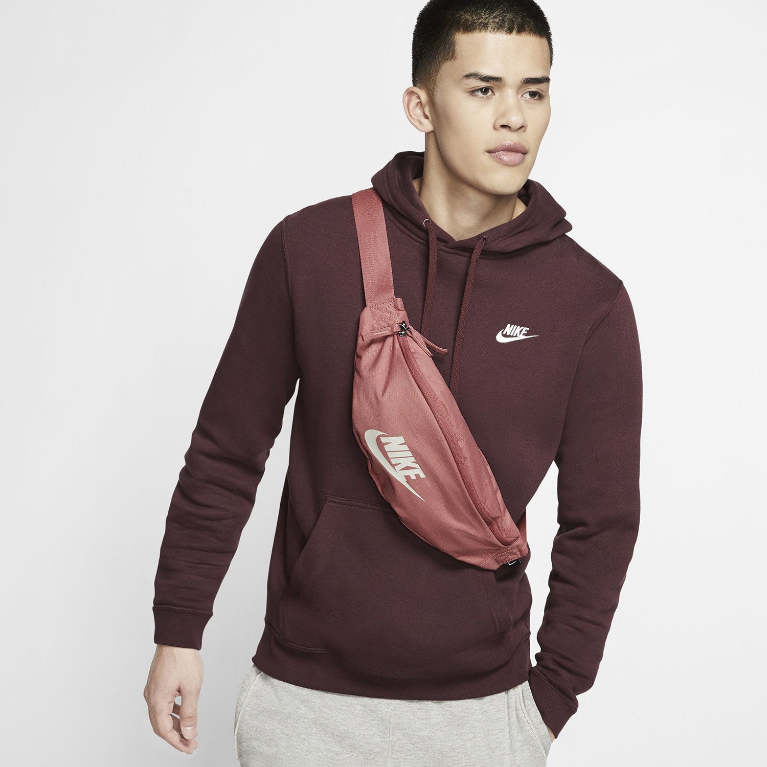 Nike-Sportswear-Heritage-Hip-Pack-Bag-9000052671_45345