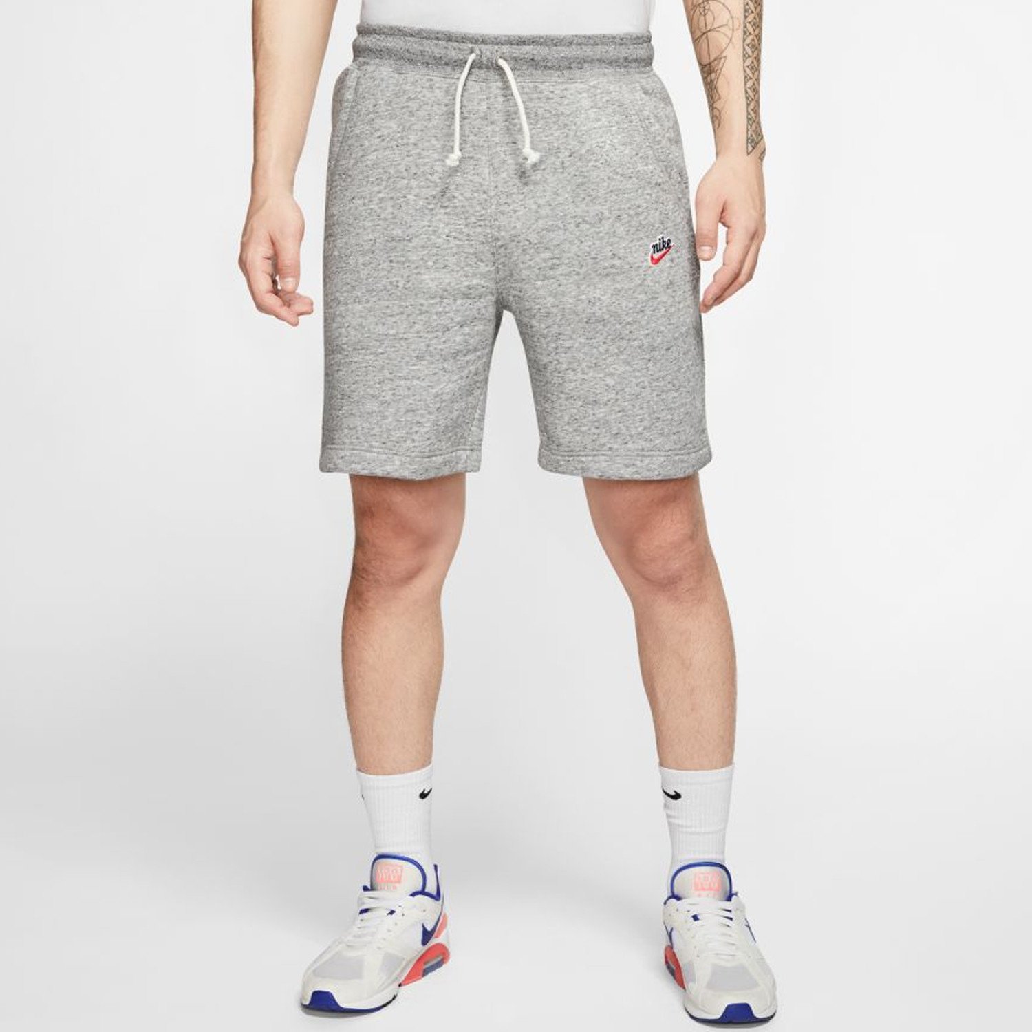 Nike-Sportswear-Heritage-MenS-Shorts-9000044118_27244