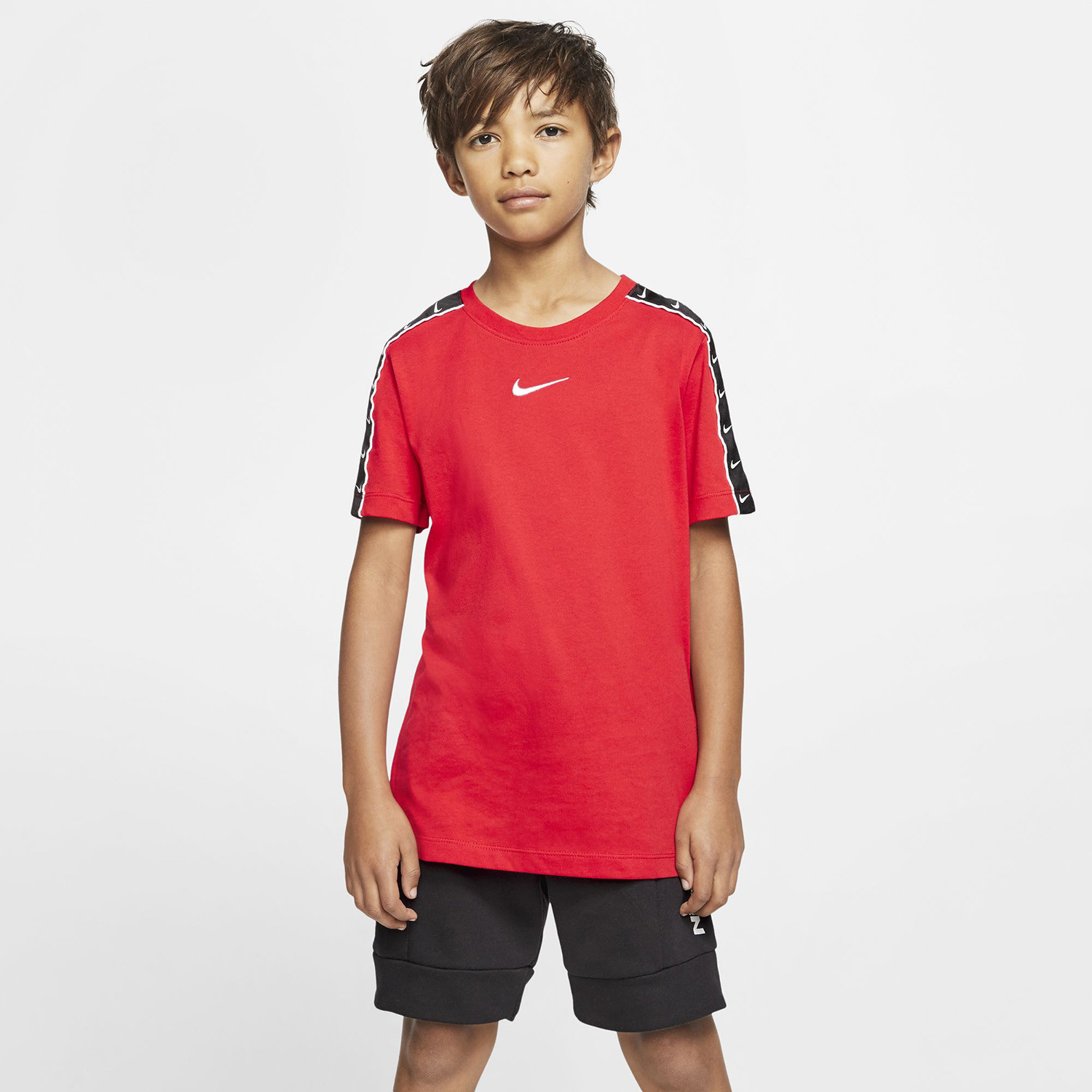 Nike-Sportswear-Swoosh-Kids-Tee-9000044426_14047