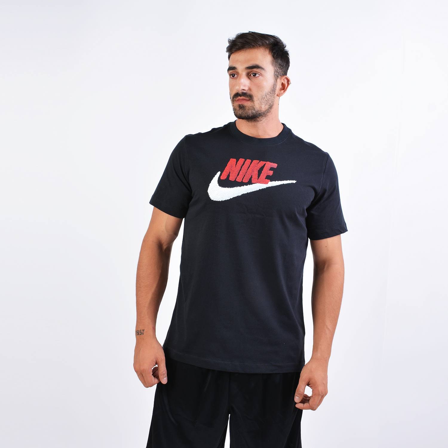 Nike-Sportswear-Ανδρικό-T-Shirt-9000034691_26925