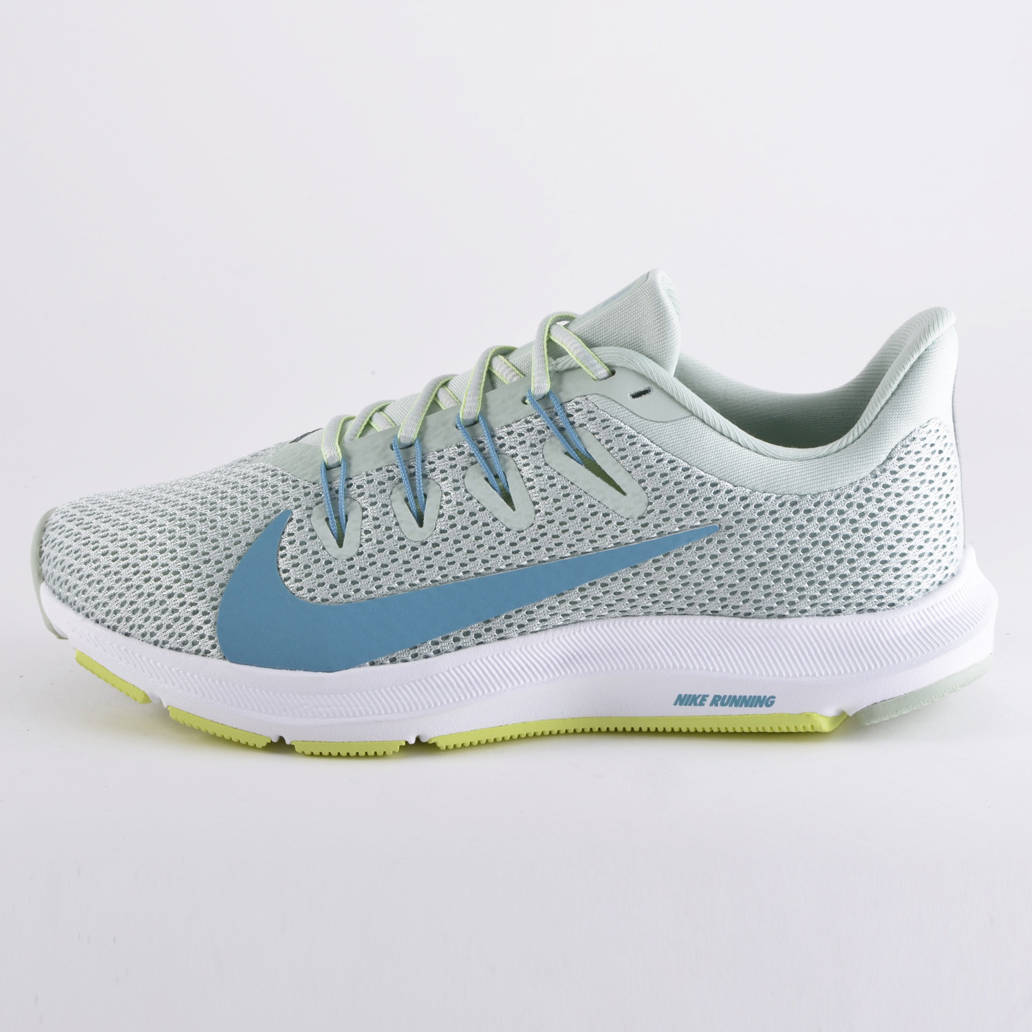 Nike-Wmns-Quest-2-9000043927_43084