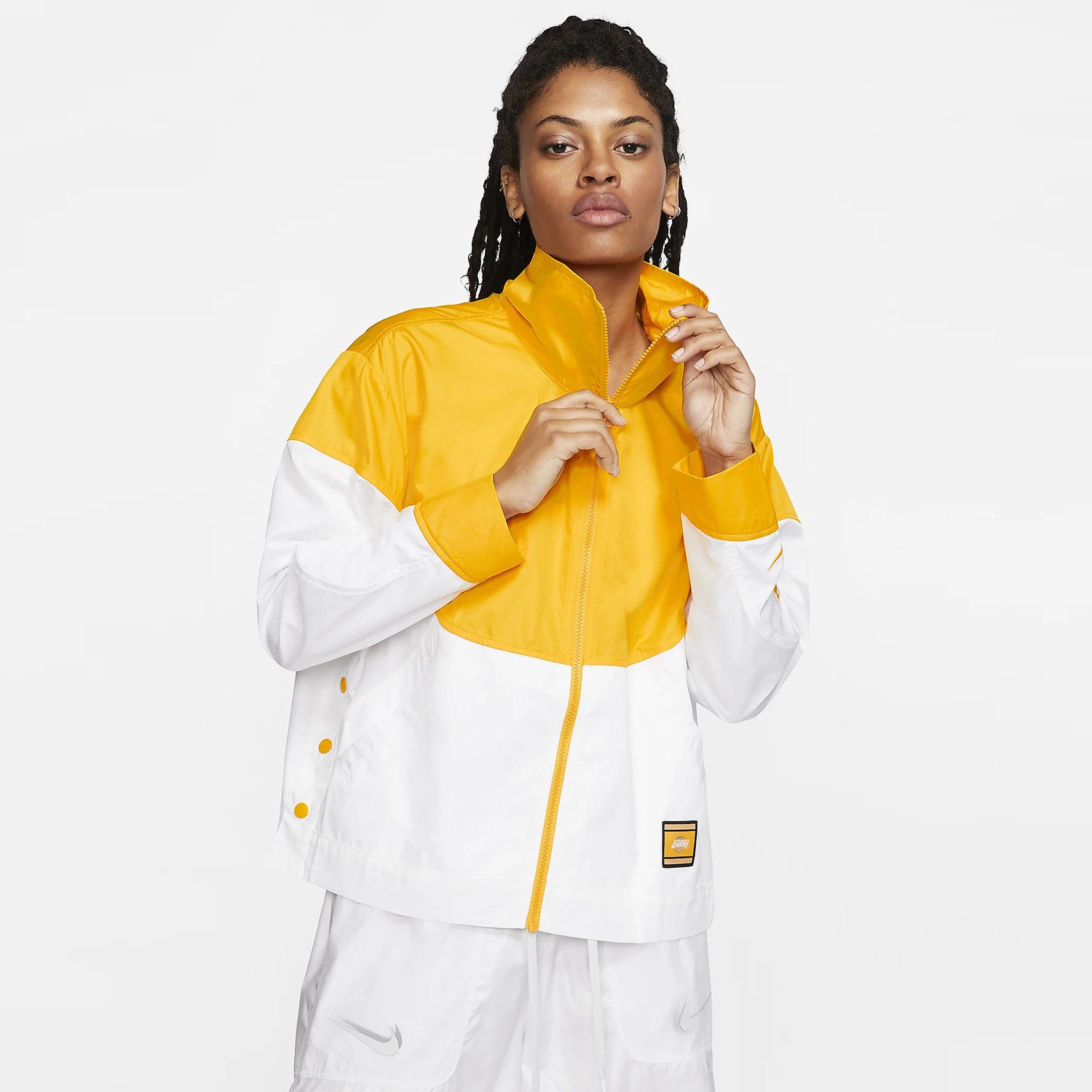 Nike-Womens-Lakers-Courtside-City-Edition-Jacket-9000043782_43013