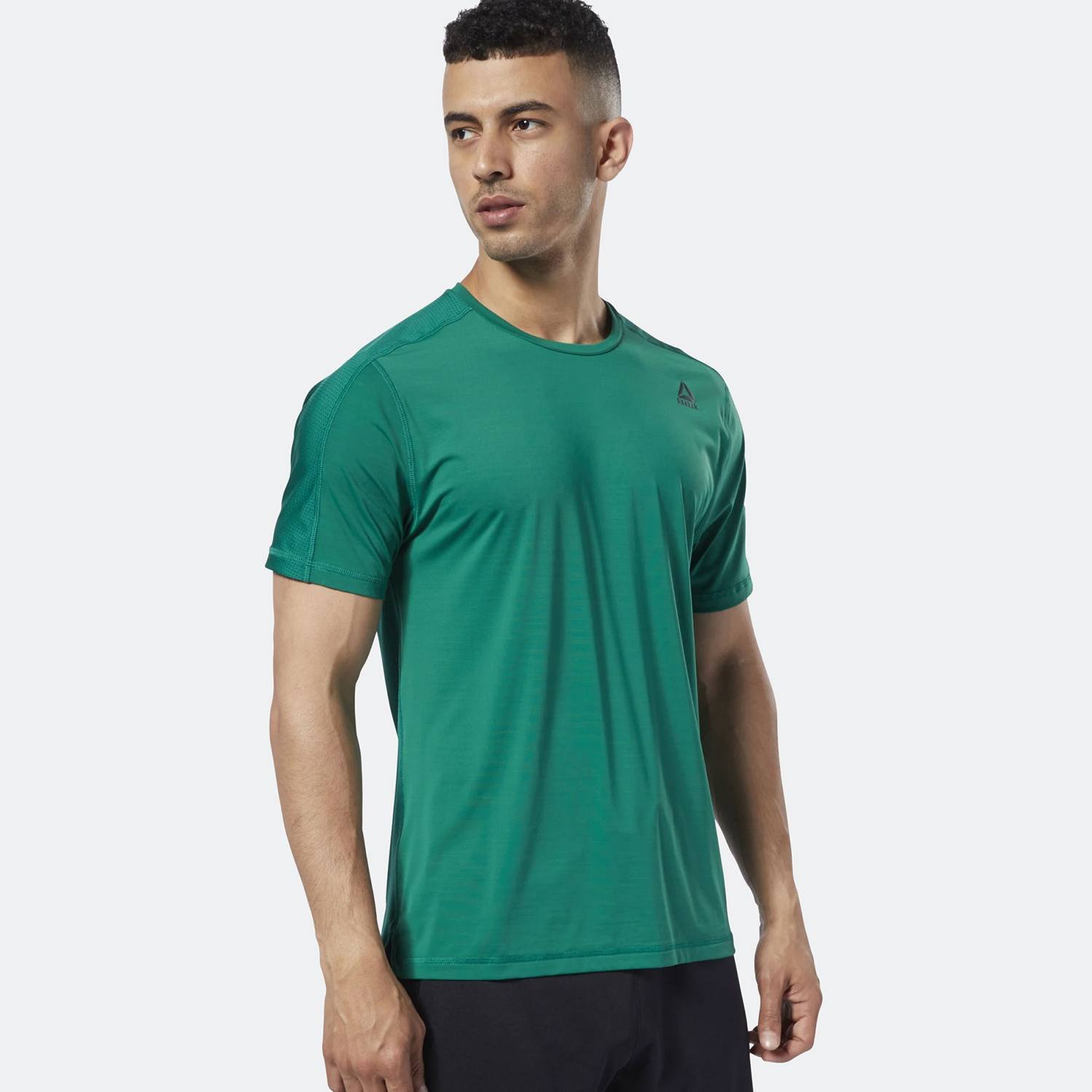 Reebok-Sport-Ost-Activchill-Move-Tee-9000032952_39742