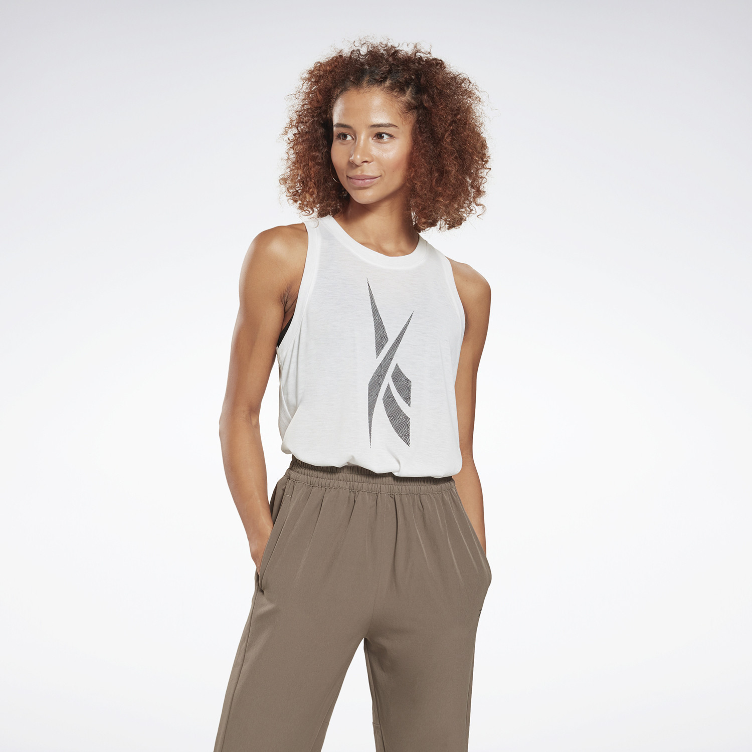 Reebok-Sport-Workout-Ready-Supremium-Γυναικεία-Αμάνικη-Μπλούζα-9000069217_1539