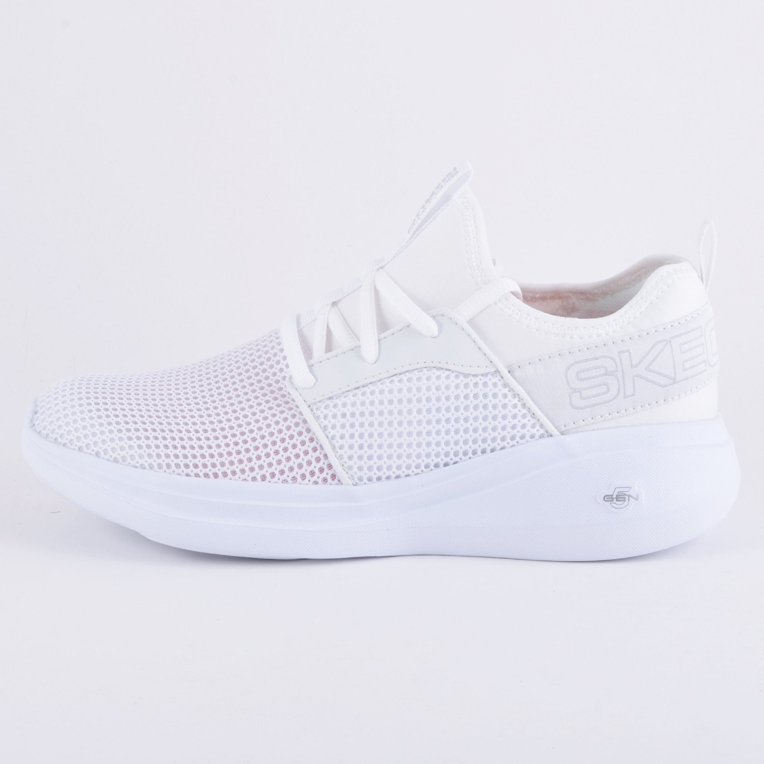 Sketchers-Go-Run-Fast-–-Valor-WomenS-Shoes-9000050648_3198