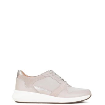 Sneakers γυναικεία Clarks Πούρο UN RIO RUN