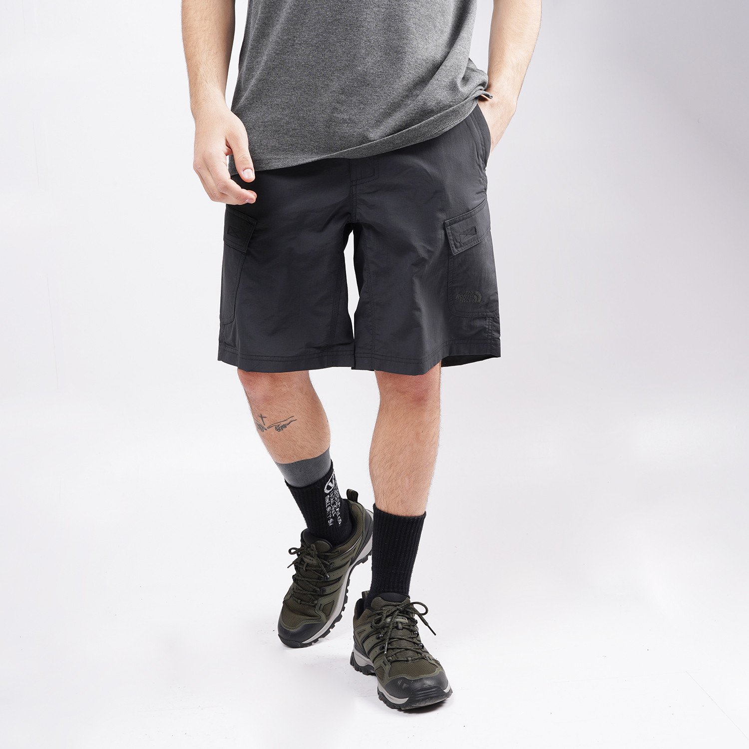 THE-NORTH-FACE-M-Hrzn-Crgo-Shrts-Eu-Asphalt-Grey-2311910002_4609