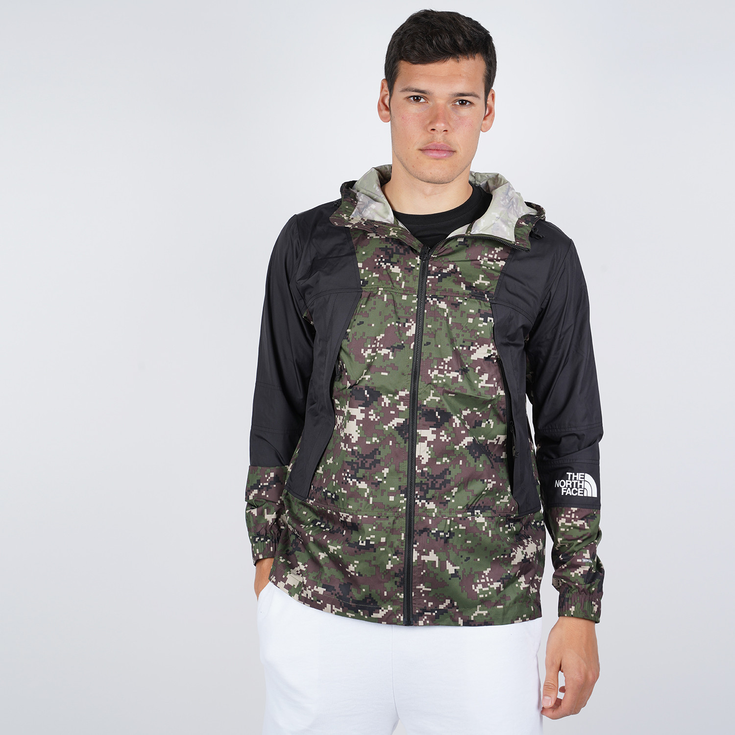 THE-NORTH-FACE-Mens-Jacket-9000047255_44015