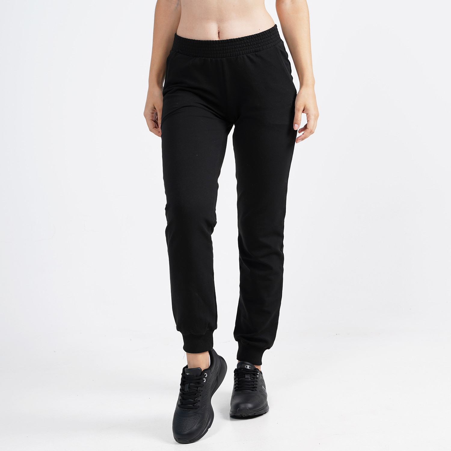 Target-Γυναικεία-Φόρμα-9000064979_001