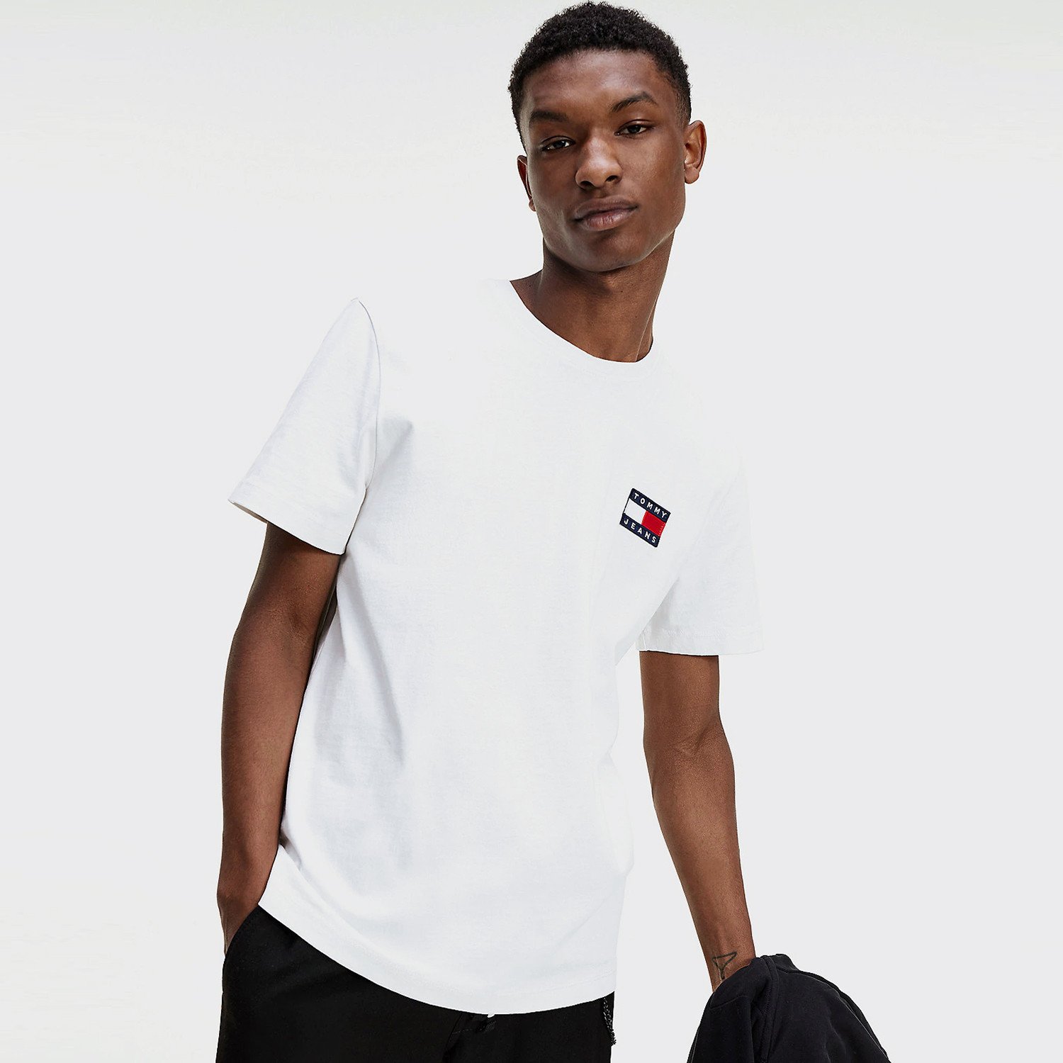 Tommy-Jeans-Badge-Ανδρική-Μπλούζα-9000065057_1539