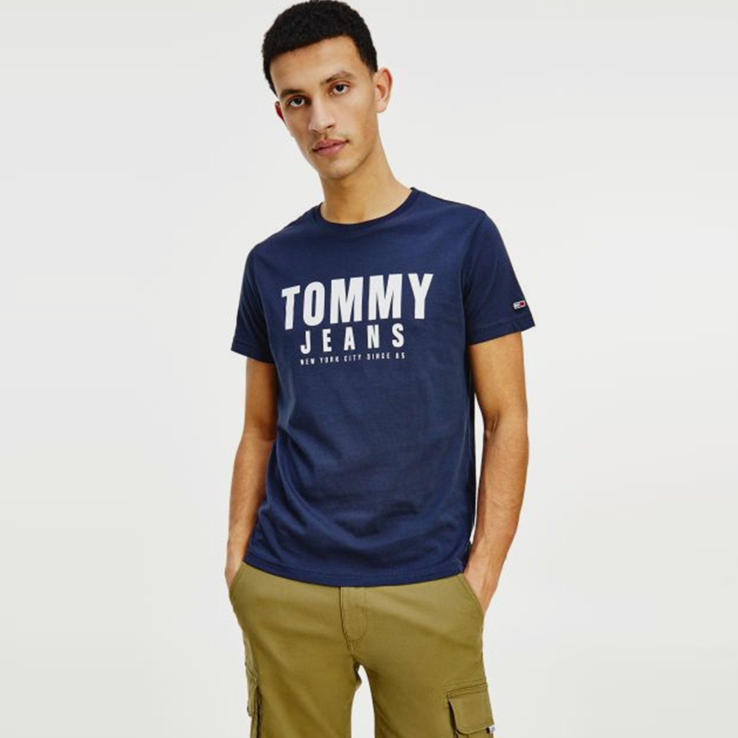 Tommy-Jeans-Center-Chest-Graphic-Ανδρικό-T-Shirt-9000074669_45076