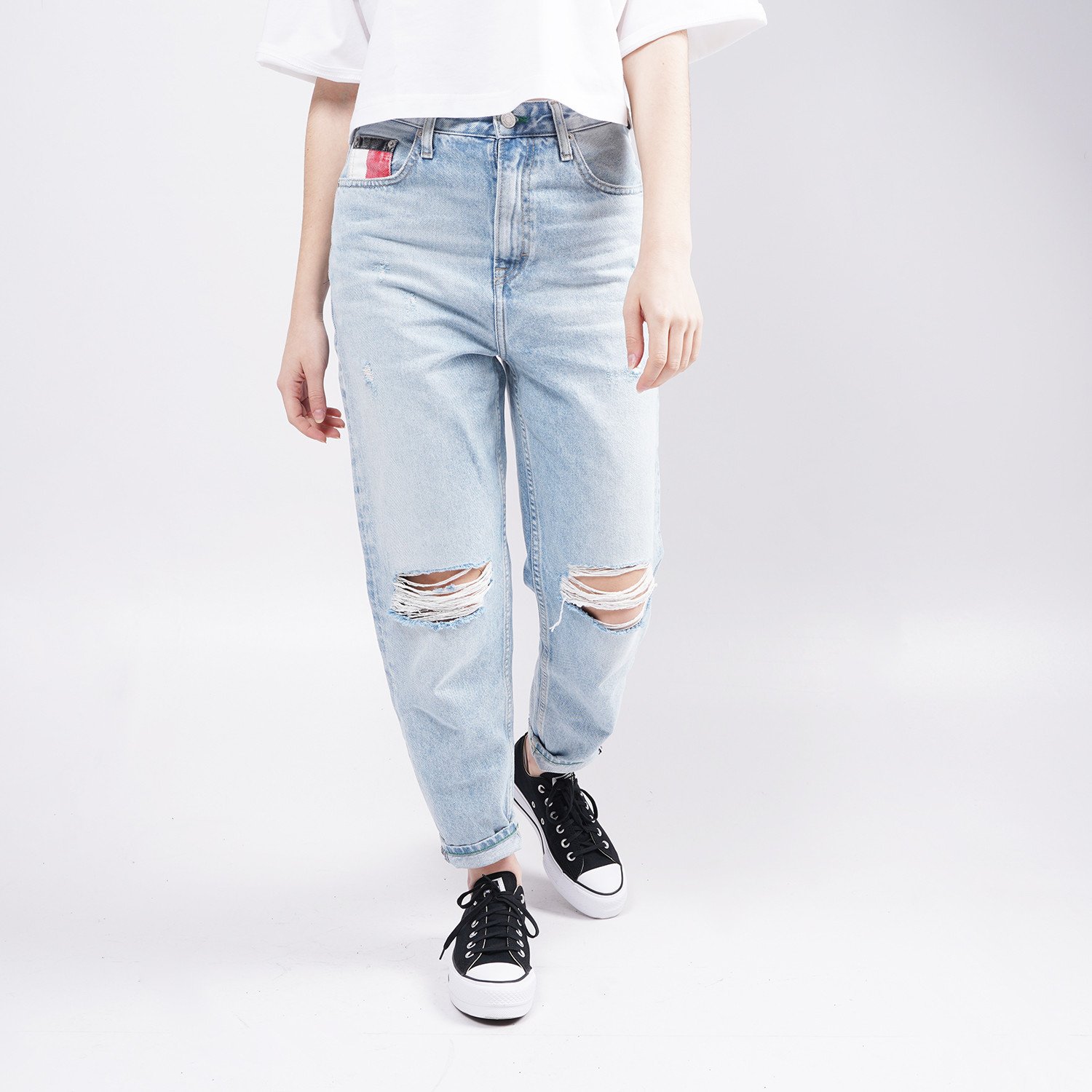 Tommy-Jeans-Mom-Jean-Ultra-Hr-Tprd-Ssplbrsd-9000074786_51876