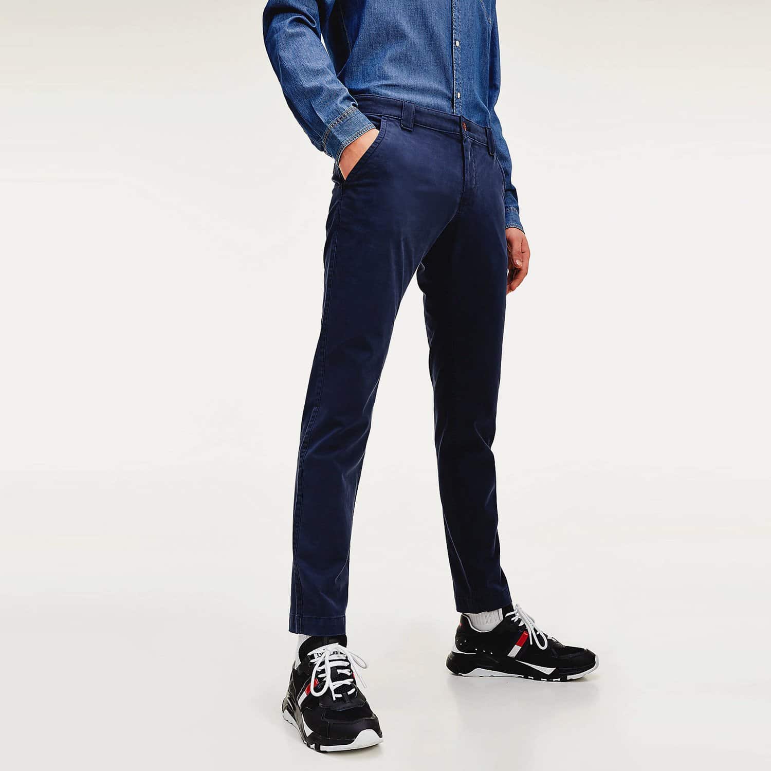 Tommy-Jeans-Scanton-Chino-Mens-Pants-9000063057_45076