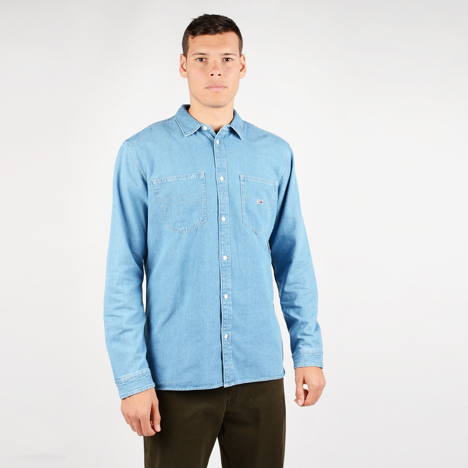 Tommy-Jeans-Tjm-Denim-Shirt-9000046827_18492