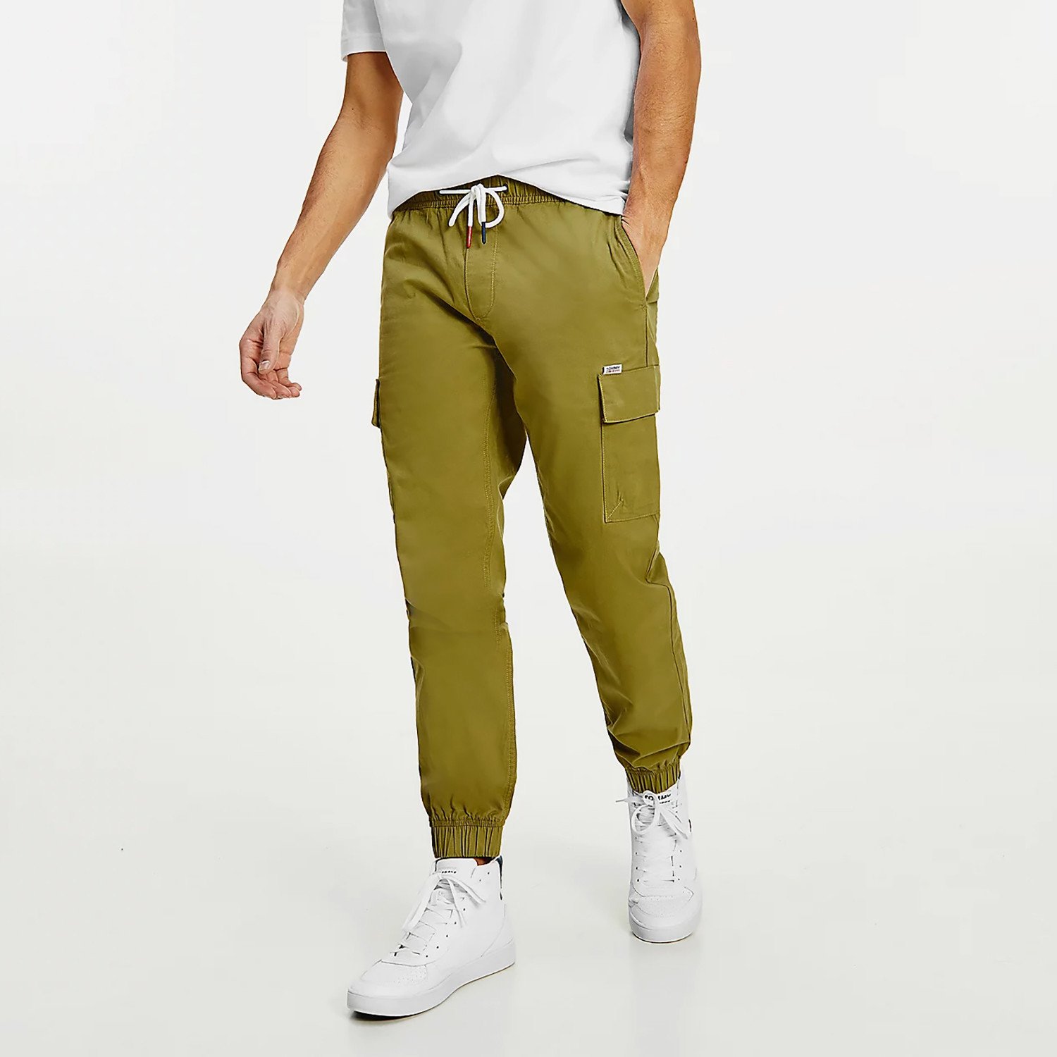 Tommy-Jeans-Tjm-Ethan-Cargo-Jogger-9000074770_45078