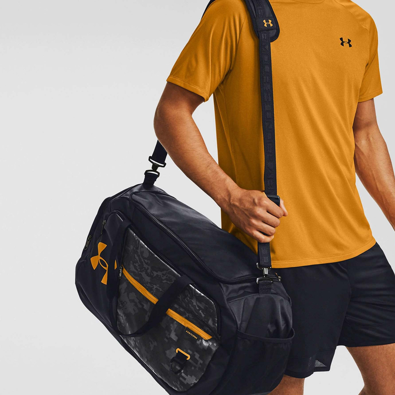 Under-Armour-Undeniable-4.0-Duffle-Τσάντα-9000057506_47238
