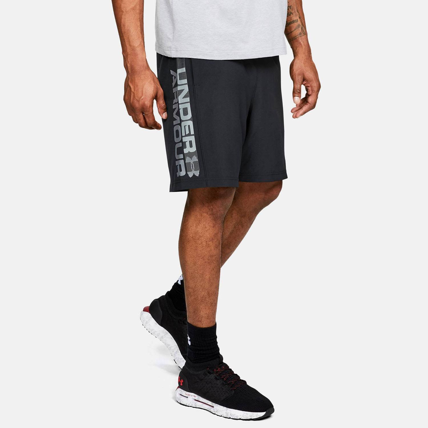 Under-Armour-Woven-Graphic-Wordmark-Ανδρικό-Σορτς-9000016231_1604