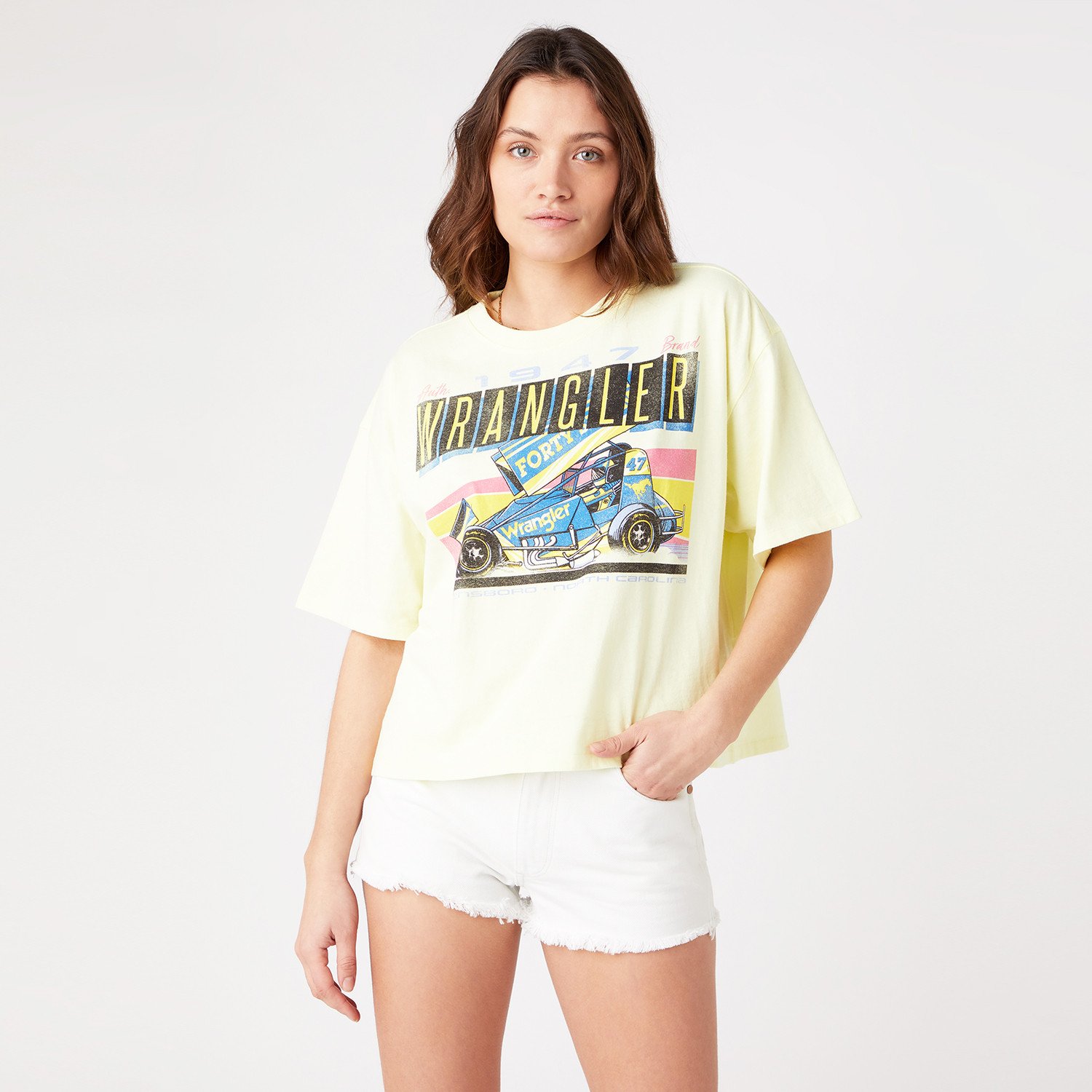 Wrangler-Boxy-Tee-Wax-Yellow-9000075307_51999