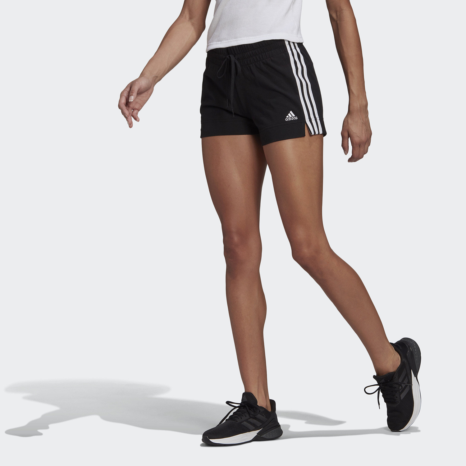 adidas-Essentials-Slim-3-Stripes-Γυναικείο-Σορτς-9000068472_1480
