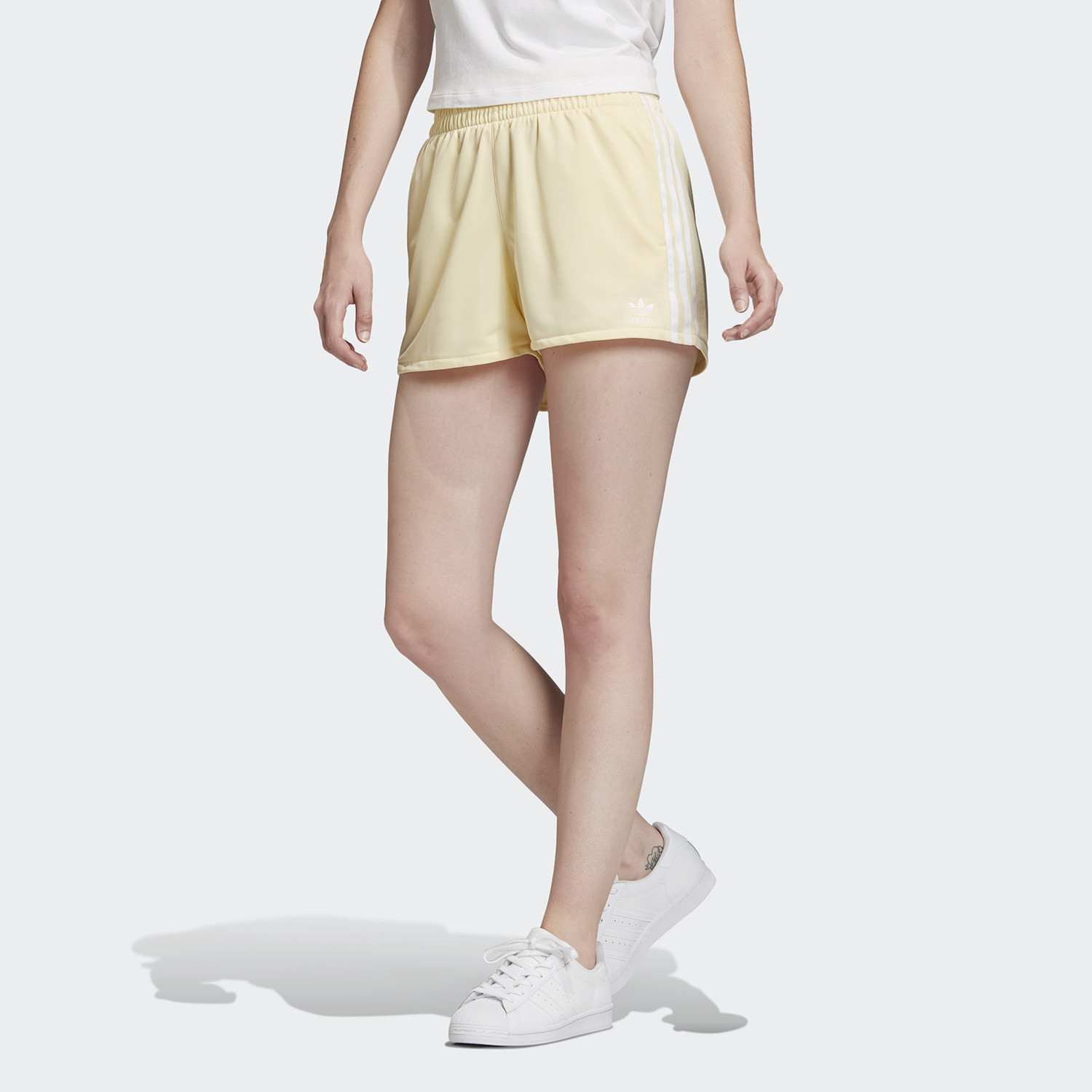 adidas-Originals-Womens-3-Stripes-Shorts-9000046291_43698