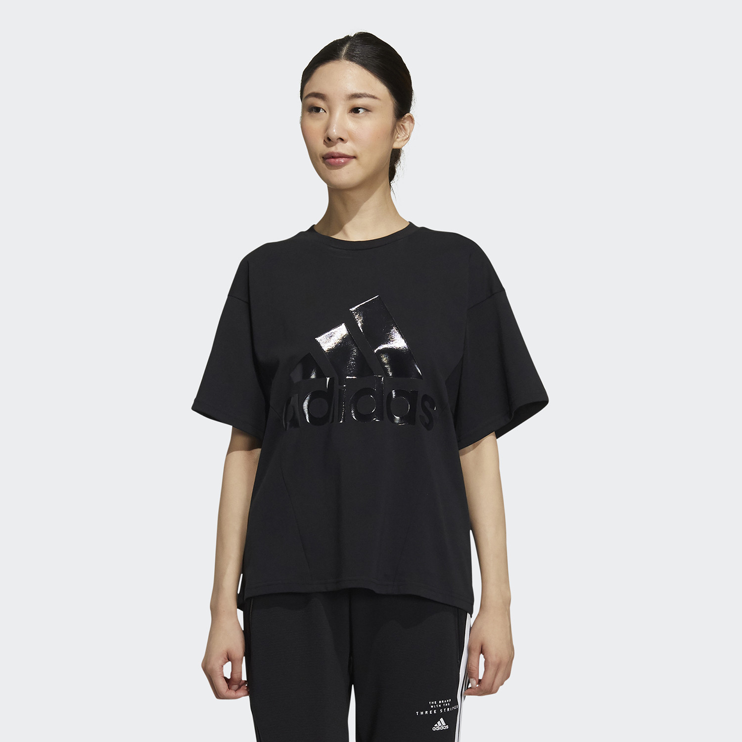 adidas-Performance-Badge-of-Sport-Γυναικείο-T-shirt-9000068420_1469