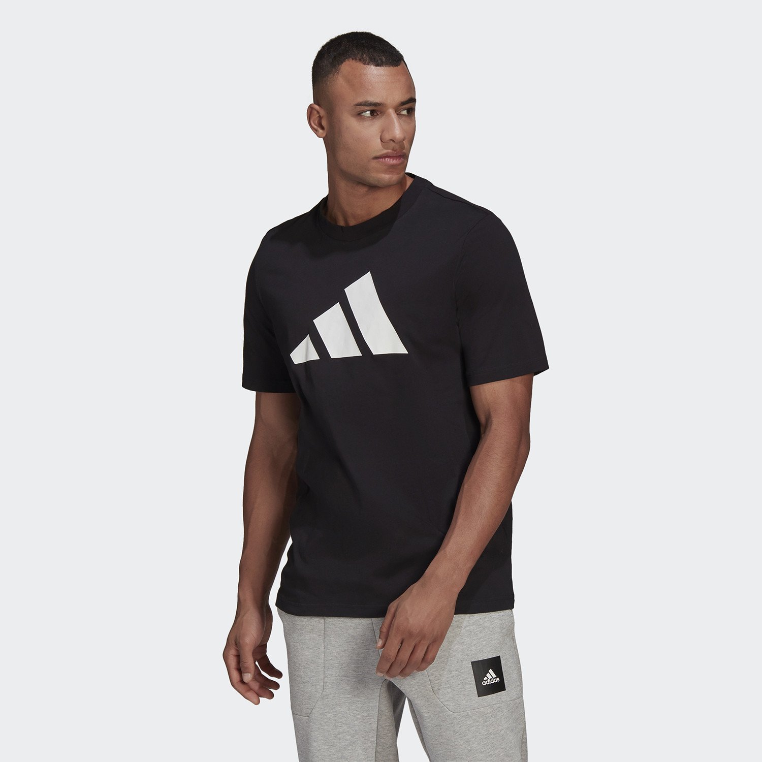 adidas-Performance-Badge-of-Sports-Ανδρική-Μπλούζα-9000068950_1469