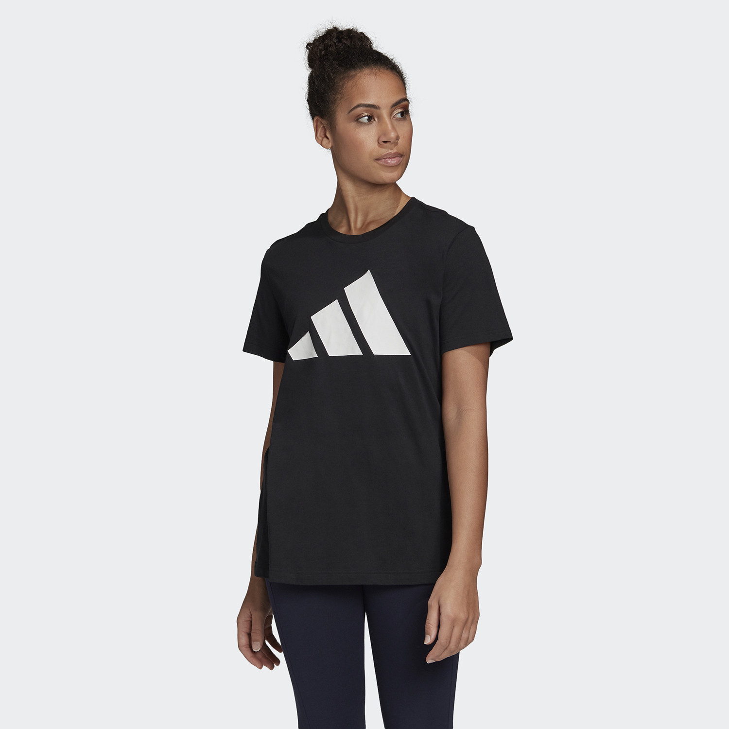adidas-Performance-Logo-Γυναικεία-Μπλούζα-9000058025_1469