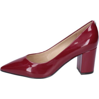 Γόβες Guess Decollete Vernice