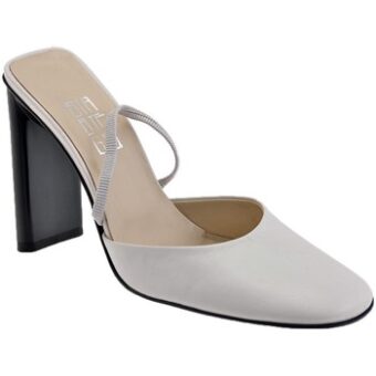 Γόβες Strategia -