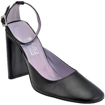 Γόβες Strategia -