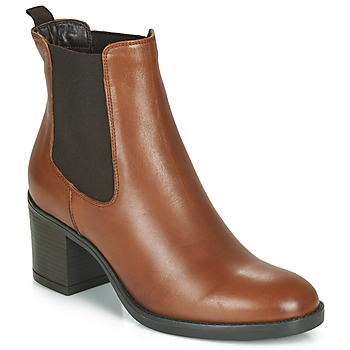 Μποτίνια André MABELLE ΣΤΕΛΕΧΟΣ: Δέρμα & ΕΠΕΝΔΥΣΗ: Ύφασμα & ΕΣ. ΣΟΛΑ: Δέρμα & ΕΞ. ΣΟΛΑ: Καουτσούκ Μποτίνια André MABELLE ΣΤΕΛΕΧΟΣ: Δέρμα & ΕΠΕΝΔΥΣΗ: Ύφασμα & ΕΣ. ΣΟΛΑ: Δέρμα & ΕΞ. ΣΟΛΑ: Καουτσούκ