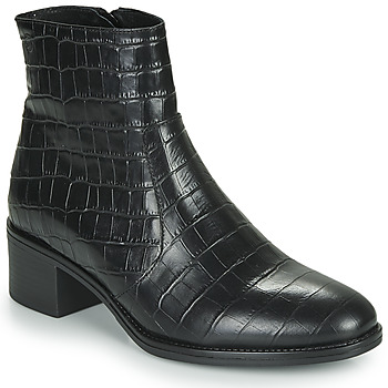 Μποτίνια Betty London NOUME ΣΤΕΛΕΧΟΣ: Ύφασμα & ΕΠΕΝΔΥΣΗ: Ύφασμα & ΕΣ. ΣΟΛΑ: Δέρμα & ΕΞ. ΣΟΛΑ: Καουτσούκ Μποτίνια Betty London NOUME ΣΤΕΛΕΧΟΣ: Ύφασμα & ΕΠΕΝΔΥΣΗ: Ύφασμα & ΕΣ. ΣΟΛΑ: Δέρμα & ΕΞ. ΣΟΛΑ: Καουτσούκ