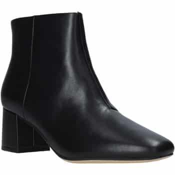 Μποτίνια Clarks 144076 Μποτίνια Clarks 144076