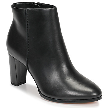 Μποτίνια Clarks KAYLIN FERN ΣΤΕΛΕΧΟΣ: Δέρμα & ΕΠΕΝΔΥΣΗ: Ύφασμα & ΕΣ. ΣΟΛΑ: Δέρμα & ΕΞ. ΣΟΛΑ: Καουτσούκ Μποτίνια Clarks KAYLIN FERN ΣΤΕΛΕΧΟΣ: Δέρμα & ΕΠΕΝΔΥΣΗ: Ύφασμα & ΕΣ. ΣΟΛΑ: Δέρμα & ΕΞ. ΣΟΛΑ: Καουτσούκ