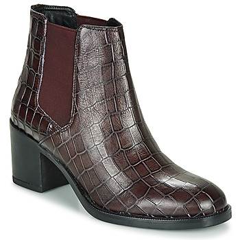 Μποτίνια Clarks MASCARPONE ΣΤΕΛΕΧΟΣ: Δέρμα & ΕΠΕΝΔΥΣΗ: Ύφασμα & ΕΣ. ΣΟΛΑ: Δέρμα & ΕΞ. ΣΟΛΑ: Συνθετικό Μποτίνια Clarks MASCARPONE ΣΤΕΛΕΧΟΣ: Δέρμα & ΕΠΕΝΔΥΣΗ: Ύφασμα & ΕΣ. ΣΟΛΑ: Δέρμα & ΕΞ. ΣΟΛΑ: Συνθετικό