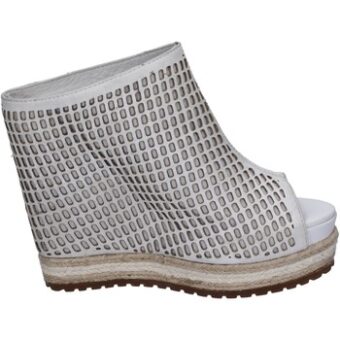 Μποτίνια Femme Plus sandali bianco pelle BT831