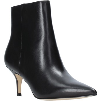 Μποτίνια Guess FL7DUA LEA10 Μποτίνια Guess FL7DUA LEA10