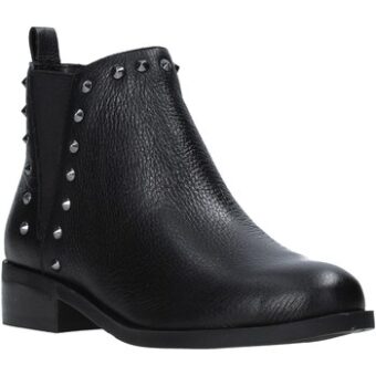 Μποτίνια Guess FL8HUE LEA09