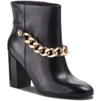 Μποτίνια Guess FLAKN4 LEA10